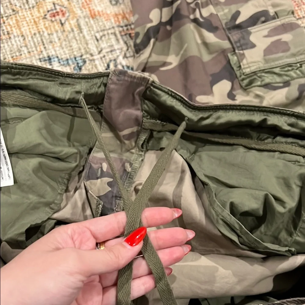 Abercrombie & Fitch Camouflage Cargo Pants sz 20 short - Picture 7 of 7